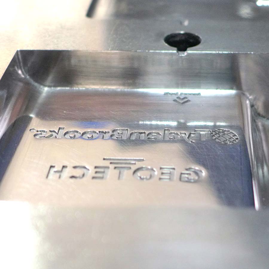 Moldes inyección plástico bogota colombia